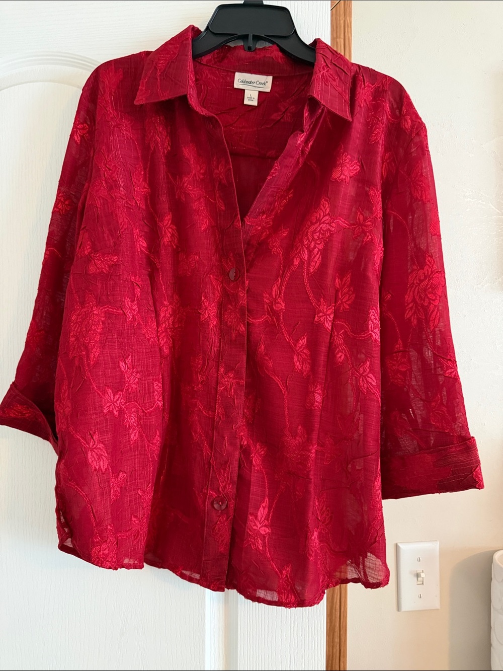 Coldwater Creek Red Floral Textured Button-Down Blouse